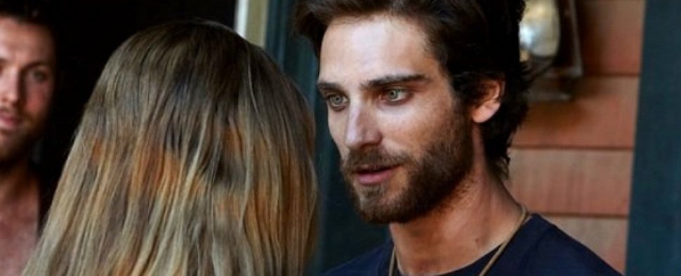 Jeff Ward (r.) in dem Fernsehfilm „Manson’s Lost Girls“ – Bild: Lifetime