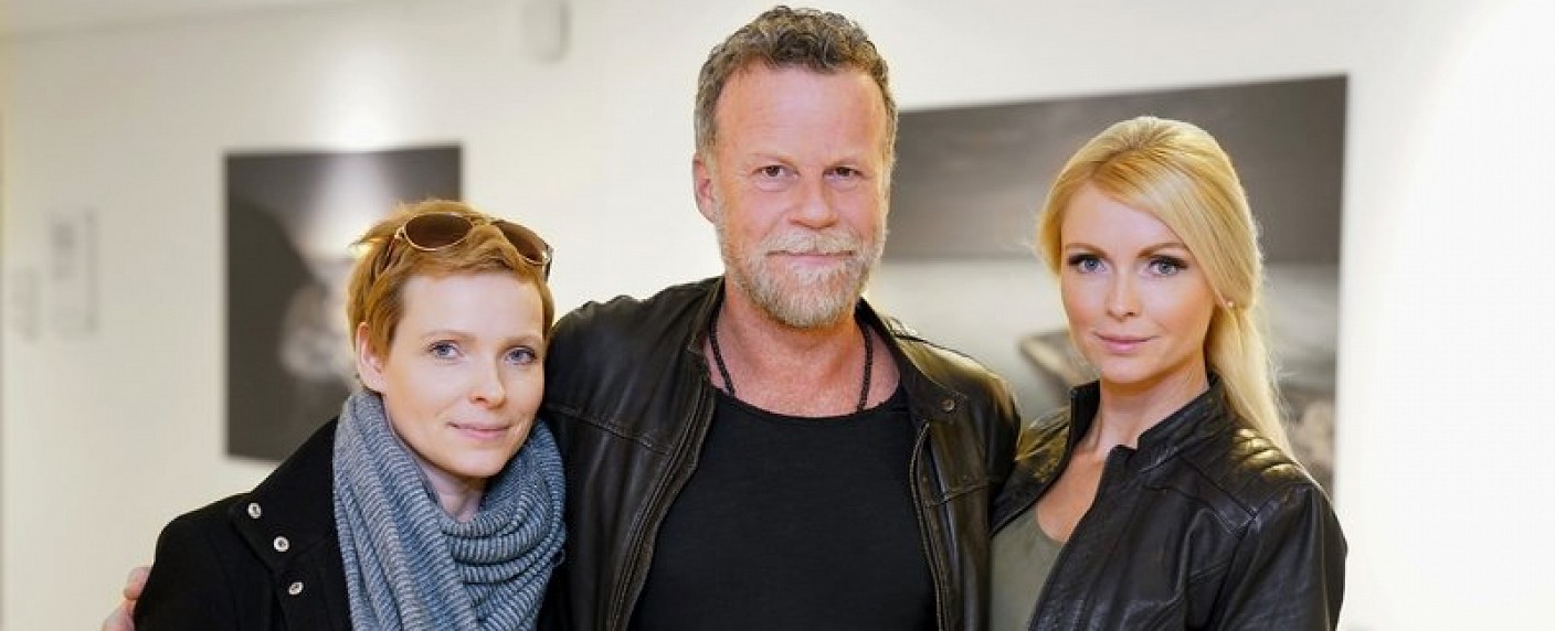 Quoten: Neue „Jenke“-Doku mit schwachem, „Promis auf Hartz IV“ mit starkem Start – Erfolge für ZDF-Nachkriegsdrama und „Hart aber fair“ im Ersten – Bild: MG RTL D/​Stefan Gregorowius