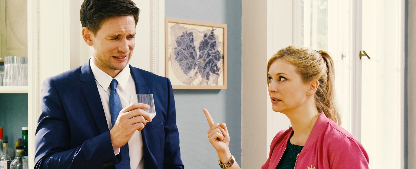 Quoten: Starkes Bayern-Spiel vermasselt „Jenny“ den Start – „The Orville“ auf ProSieben mit neuem Tiefstwert, RTL II hält sich völlig schadlos – Bild: MG RTL D/​Christoph Assmann