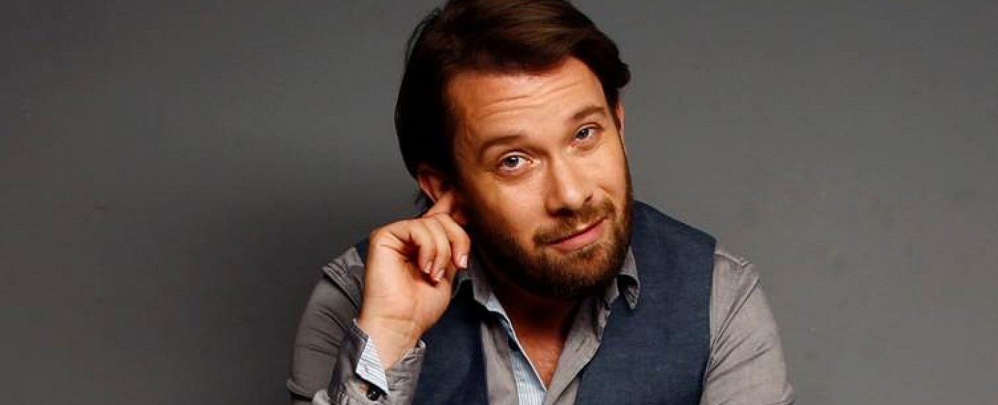 Quoten: Ulmen-Serie „jerks.“ mit durchwachsenem Start – Primetime-Sieg für „In aller Freundschaft“, Sat.1 punktet mit „FilmFilm“ – Bild: ProSieben/​Jens Koch