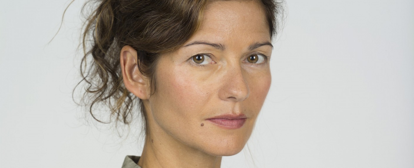 „Crawford“: CBC bestellt neue Sitcom mit Jill Hennessy („Crossing Jordan“) – Waschbär-Invasion verändert das Leben einer Familie – Bild: Atlantique Productions