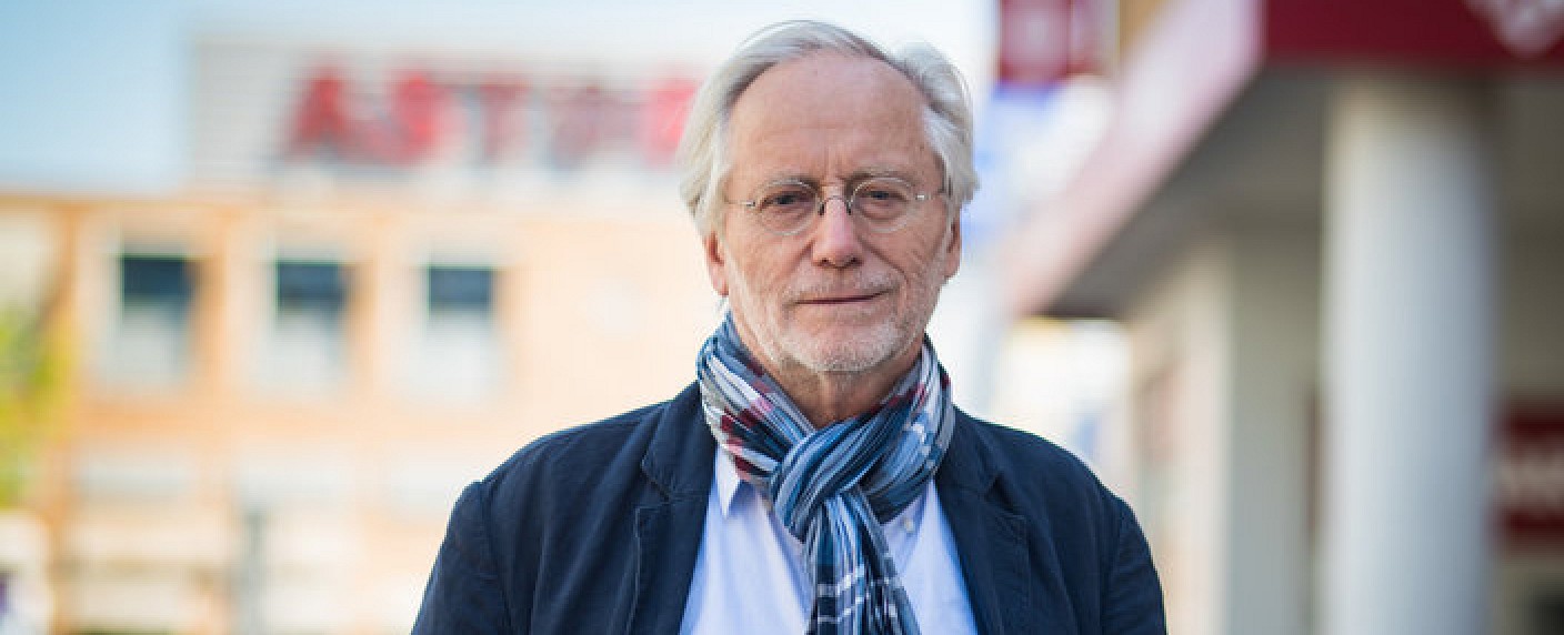 „Lindenstraße“-Urgestein Joachim Luger verlässt Serie nach 33 Jahren – Letzter Auftritt von Hans Beimer im September – Bild: WDR/​Steven Mahner