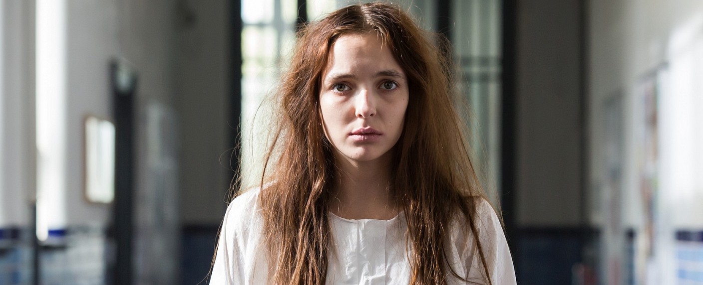 „Killing Eve“: Brit-Star Jodie Comer („White Princess“) neben Sandra Oh in Thriller – Aufsteigende Darstellerin spielt gewitzte Auftragsmörderin – Bild: Sophie Mutevelian/​BBC