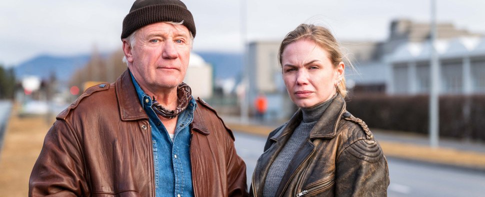 Jörg Schüttauf und Stefania Berndsen folgen dunklen Spuren – Bild: ZDF/Owen Fiene