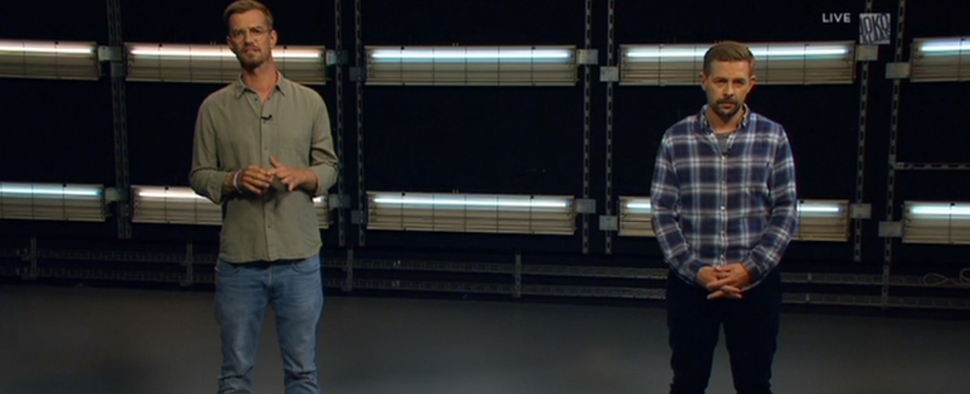 #MoriaStory: Joko & Klaas führen unmenschliche Zustände im Flüchtlingslager vor Augen – Eindringliche 15 Minuten auf ProSieben – Bild: ProSieben/​Screenshot