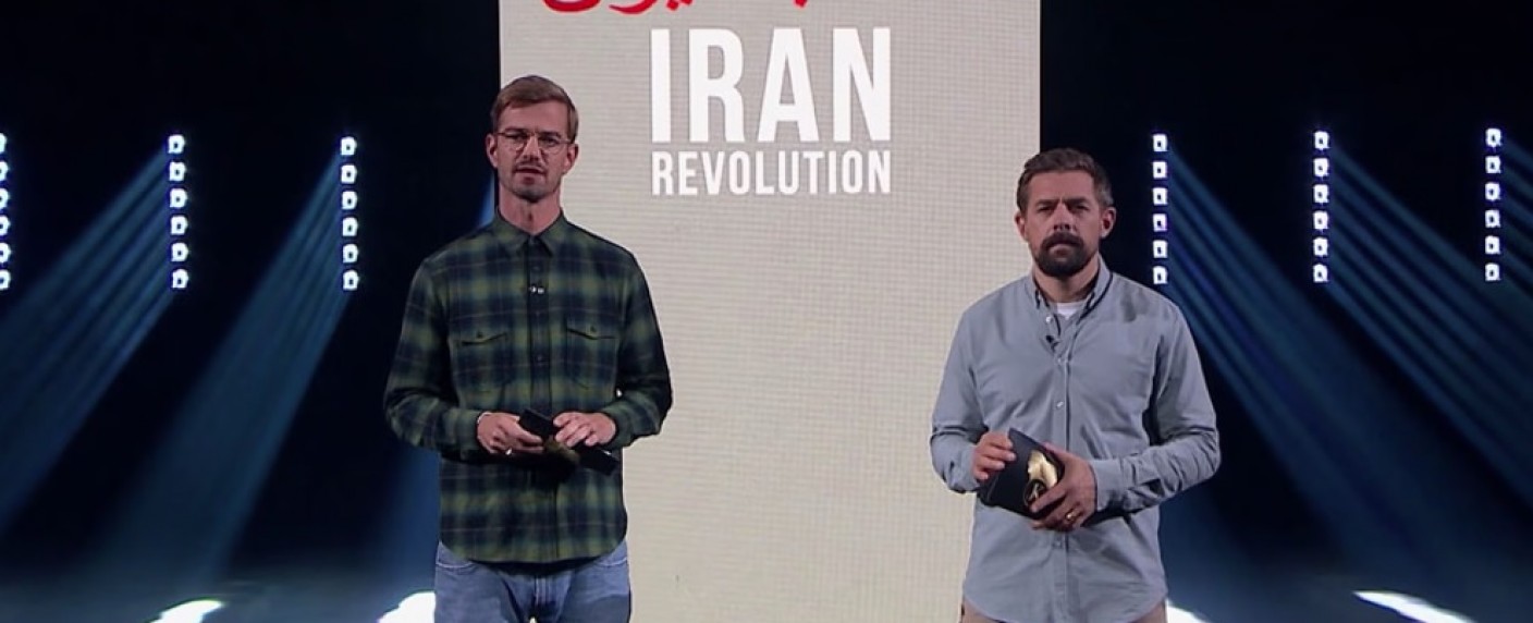 Aufmerksamkeit für #IranRevolution: Joko & Klaas überlassen ihre Instagram-Accounts iranischen Frauen – Entertainer setzen in eindringlichen 15 Minuten ein Zeichen der Solidarität – Bild: ProSieben/​Screenshot