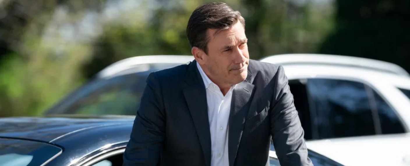 [UPDATE] Nach „Mad Men“: Vielversprechende Jon-Hamm-Serie „Your Friends & Neighbors“ schon vor Start verlängert – Trailer zur Emmy-Hoffnung von Apple TV+ – Bild: Apple TV+