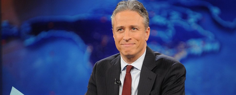 Jon Stewart als Moderator der „The Daily Show“ – Bild: Comedy Central