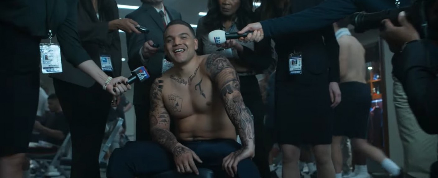 [UPDATE] „American Sports Story“: Erste Trailer zur jüngsten „Story“-Serie von Ryan Murphy – NFL-Star Aaron Hernandez im Mittelpunkt der ersten Staffel – Bild: FX