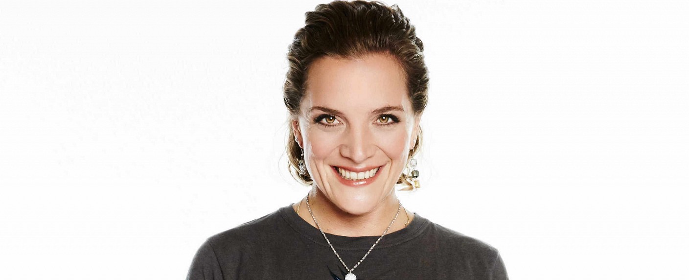 Interview mit Judith Hildebrandt: „Jeder hat bei ‚Promi Big Brother‘ seine Rolle bekommen.“ – Über ihre Zeit in der TV-WG, bei „Hugo“, „Marienhof“ und „Sturm der Liebe“ – von Dennis Braun – Bild: Sat.1/​Guido Engels