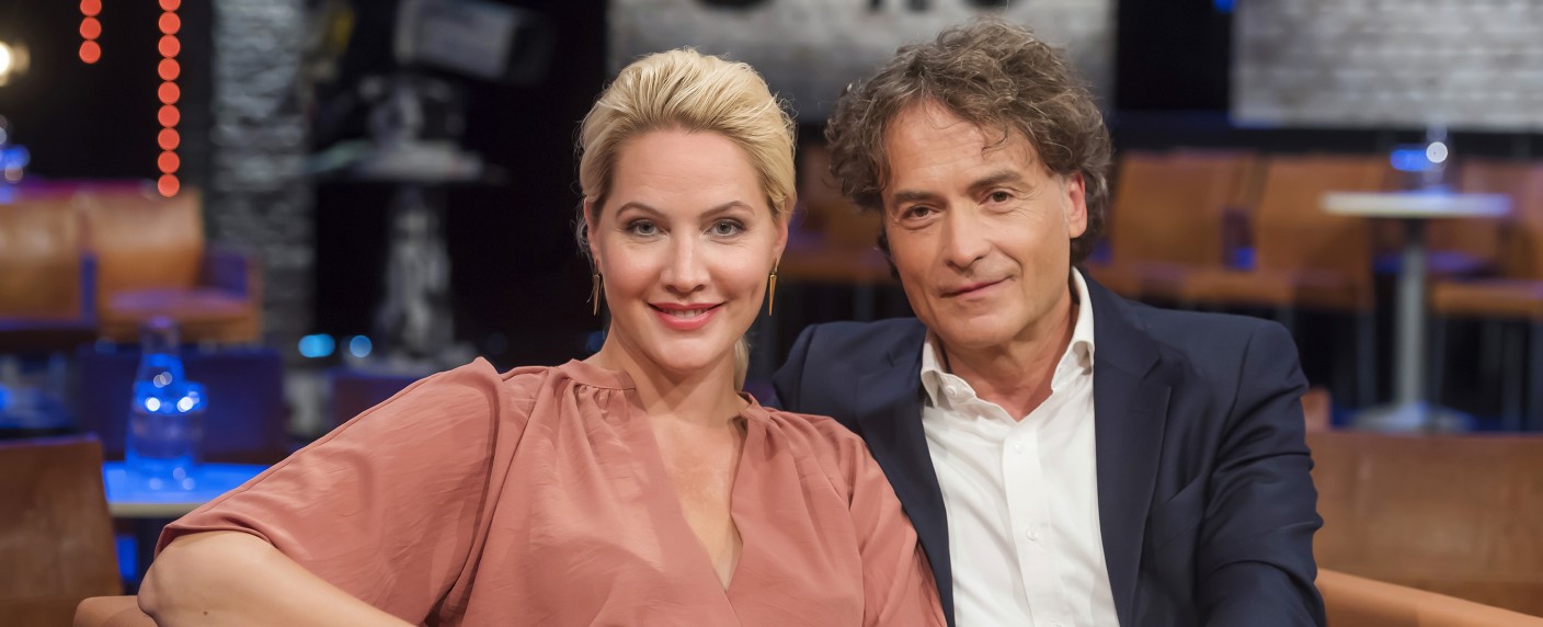 „3nach9“ heute: Alle Gäste am 14.11.2025 – Talkshow von Rakers und di Lorenzo heute mit Ina Müller – Bild: Radio Bremen/​Matthias Hornung