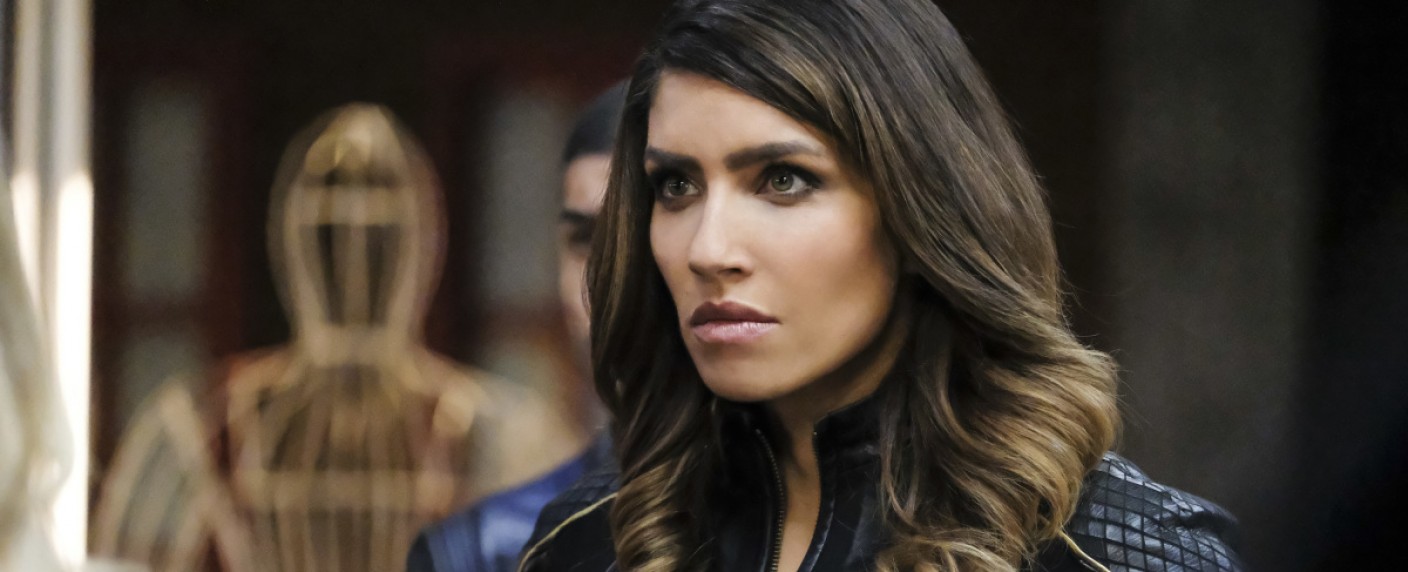 „Arrow“-Darstellerin Juliana Harkavy schließt sich „L.A. Law“-Revival an – Schlagabtausch zwischen Ex-Geliebten im Gerichtssaal – Bild: The CW