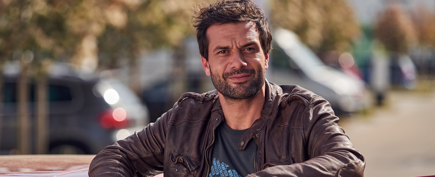 „Heldt“: Fünfte Staffel ab September im ZDF – Krimi-Comedy mit Kai Schumann geht in die nächste Runde – Bild: ZDF/​Frank Dicks