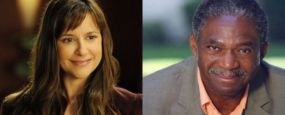 Kellie Martin (l.) und Charles Robinson (r.) gehören zum Hauptcast der ersten Staffel von „The Guest Book“ – Bild: Lifetime/The CW
