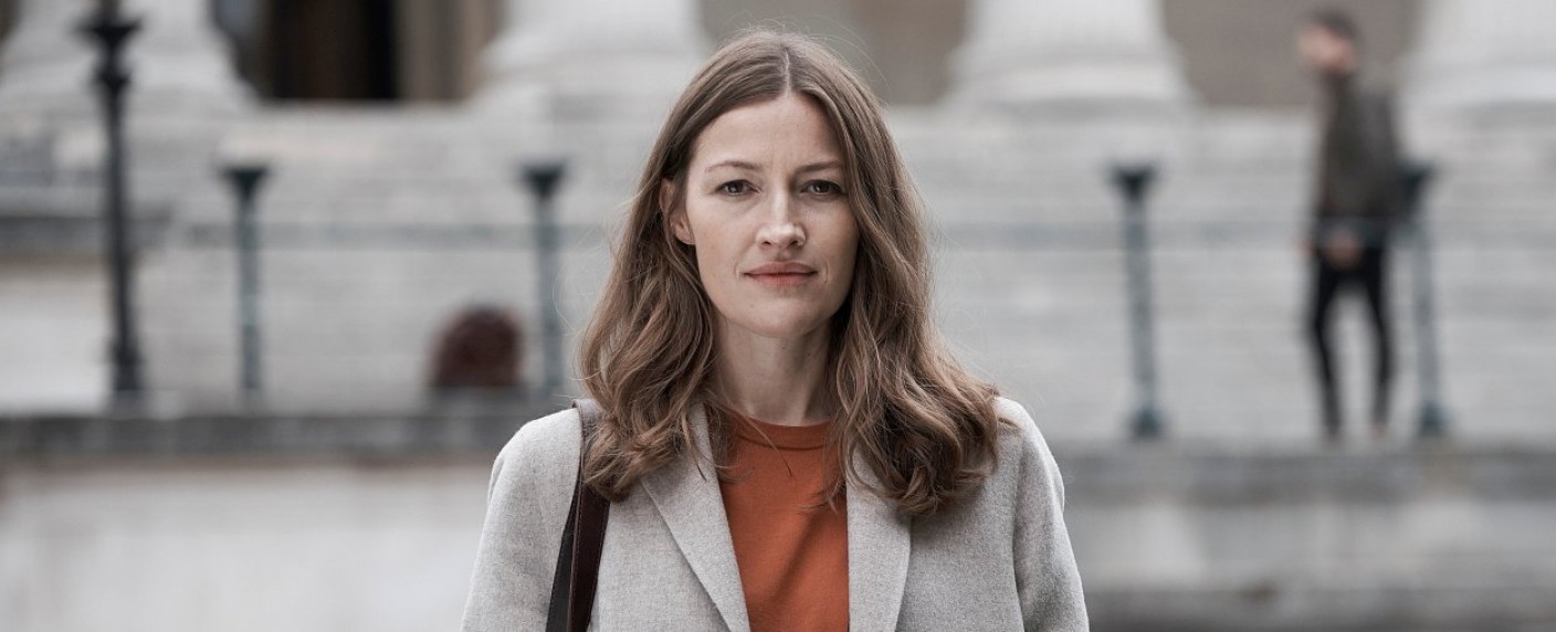 „Boardwalk Empire“-Star schließt sich DC-Serie „Lanterns“ an – Kelly Macdonald an der Seite von Kyle Chandler dabei – Bild: BBC