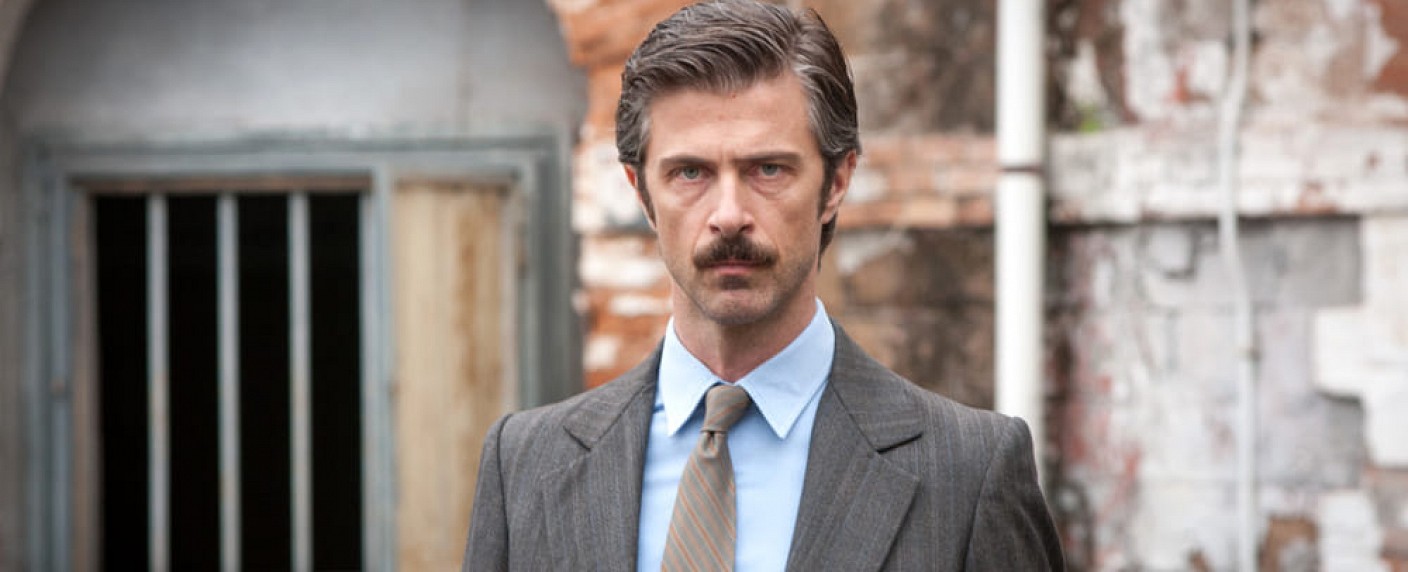 „Commissario Maltese“: Sat.1 Emotions zeigt italienische Miniserie – Kim Rossi-Stuart als Kommissar im Sizilien der 1970er Jahre – Bild: Rai 1