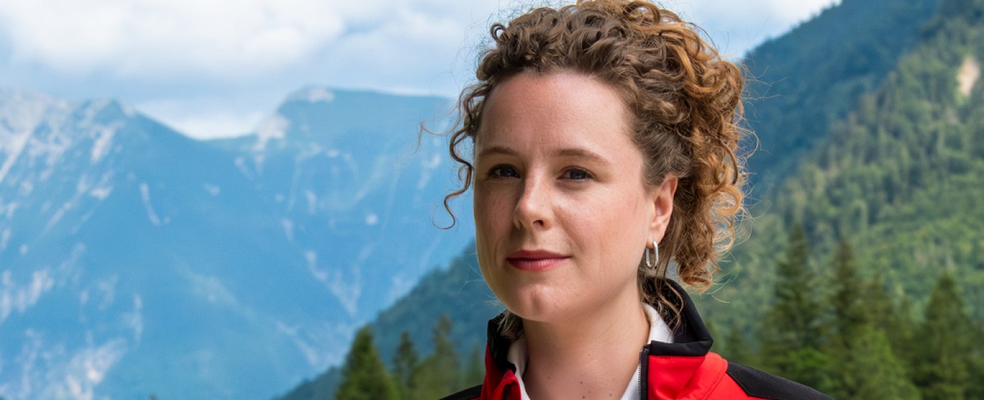 Neue ZDF-Serie: Klara Deutschmann wird „Einfach Elli“ – Über Rettungssanitäterin mit ADHS – Bild: ZDF/​Susanne Bernhard