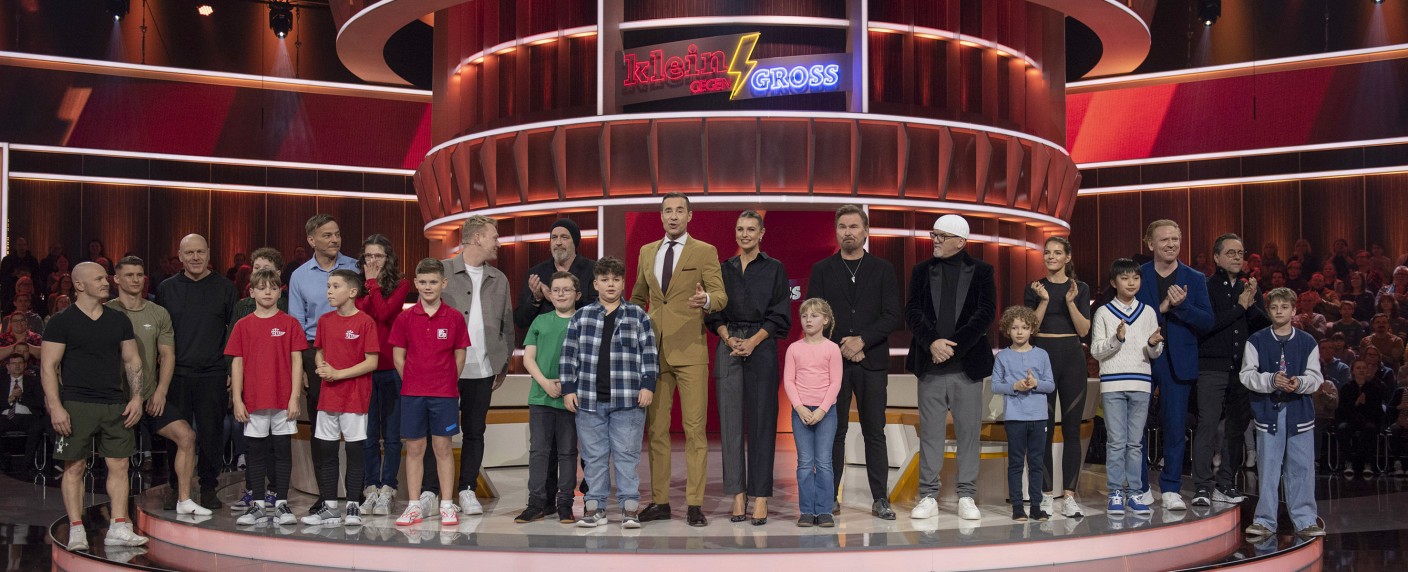 Quoten: „Klein gegen Groß“ siegt deutlich bei Jüngeren, leichte Verluste für „Schlag den Besten“ – „Helen Dorn“ insgesamt unschlagbar, „Manifest“ startet ordentlich – Bild: NDR/​Thorsten Jander