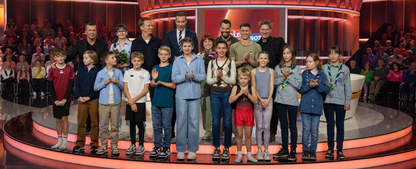 Quoten: „Klein gegen Groß“ macht „Eltons 12“ und „Promi Wrestling“ platt – „Ein starkes Team“ insgesamt unschlagbar, Vierschanzentournee punktet am Nachmittag – Bild: NDR/​Thorsten Jander