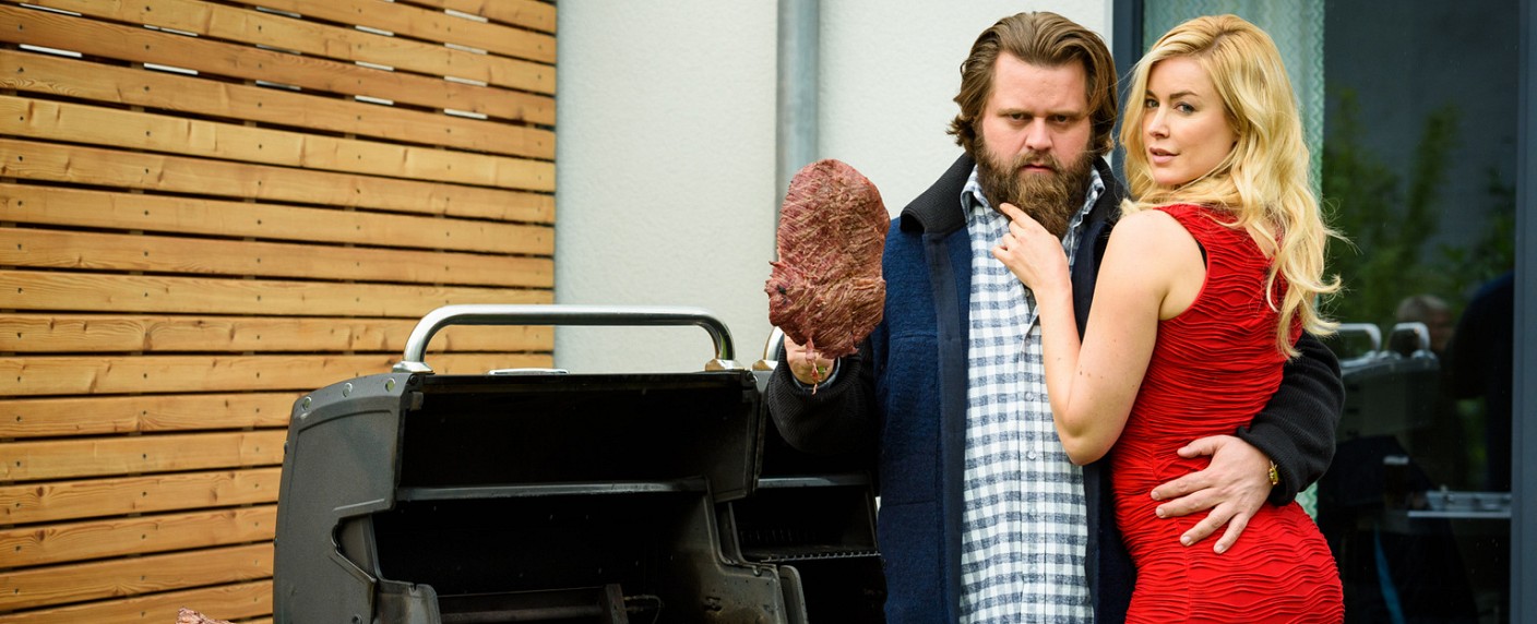 „Knallerkerle“: Neue Sat.1-Sketchcomedy mit Antoine Monot jr. startet an Karfreitag – Männliche Antwort auf „Knallerfrauen“ – Bild: Sat.1/​Willi Weber