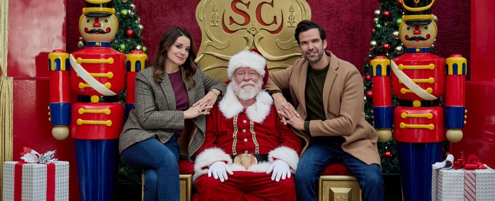 „Konkurrenz für Santa Claus?“ – Bild: Hallmark Media