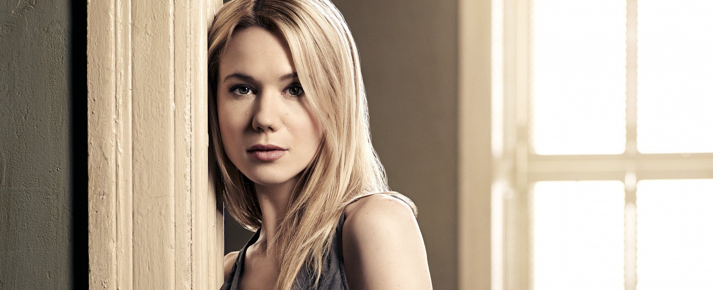 Kristen Hager schließt sich TNTDrogenpiloten von Bay und Bruckheimer