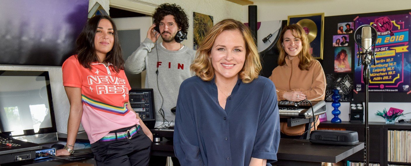 „Lena Lorenz“ Neue Folgen mit neuer Lena werden gedreht fernsehserien.de „Lena Lorenz“ Neue Folgen mit neuer Lena werden gedreht fernsehserien.de