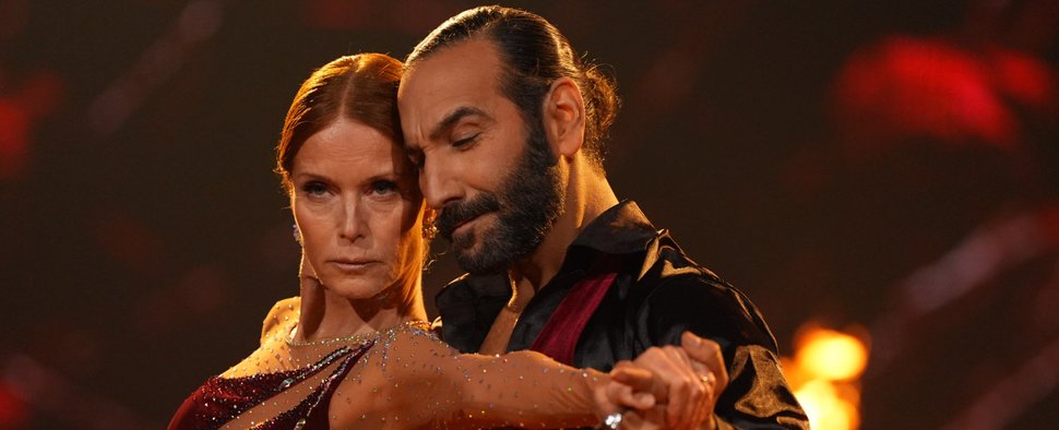 Esther Schweins und Massimo Sinató tanzten 5 Shows gemeinsam. – Bild: RTL/Stefan Gregorowius