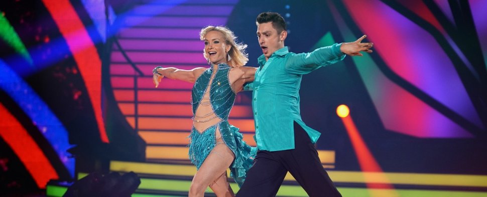 „Let’s Dance“: Janin Ullmann und Zsolt Sándor Cseke tanzten einen Samba. – Bild: RTL/Stefan Gregorowius
