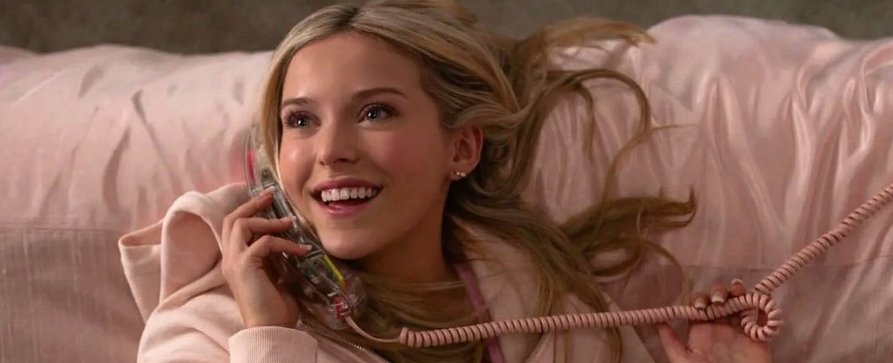 „Natürlich blond!“: Prequel-Serie „Elle“ erhält Starttermin – und direkt Verlängerung für zweite Staffel – Vorgeschichte zur kultigen Kinofilm-Reihe mit Reese Witherspoon – Bild: Amazon MGM Studios