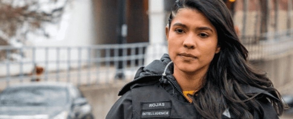 Lisseth Chavez als Officer Vanessa Rojas in „Chicago P.D.“ – Bild: NBC