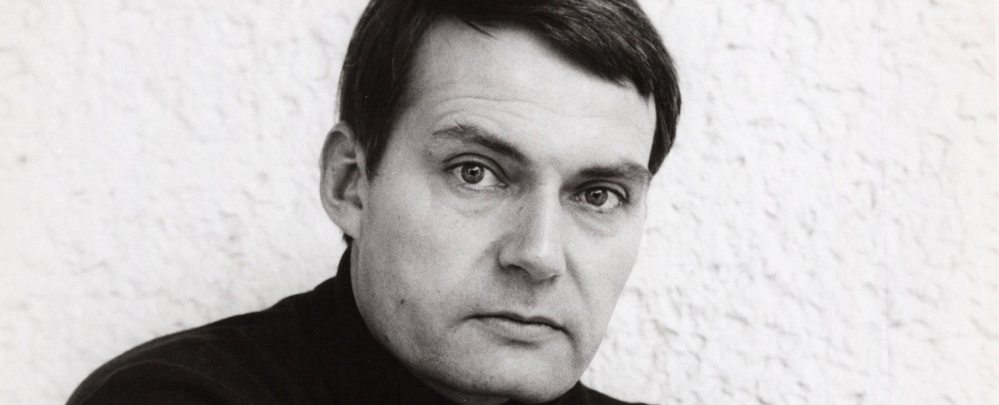 „Die 2“-Synchronsprecher Lothar Blumhagen ist tot – In Serien wie „Babylon 5“, „Magnum“ und „Departure“ zu hören – Bild: IMAGO /​ United Archives