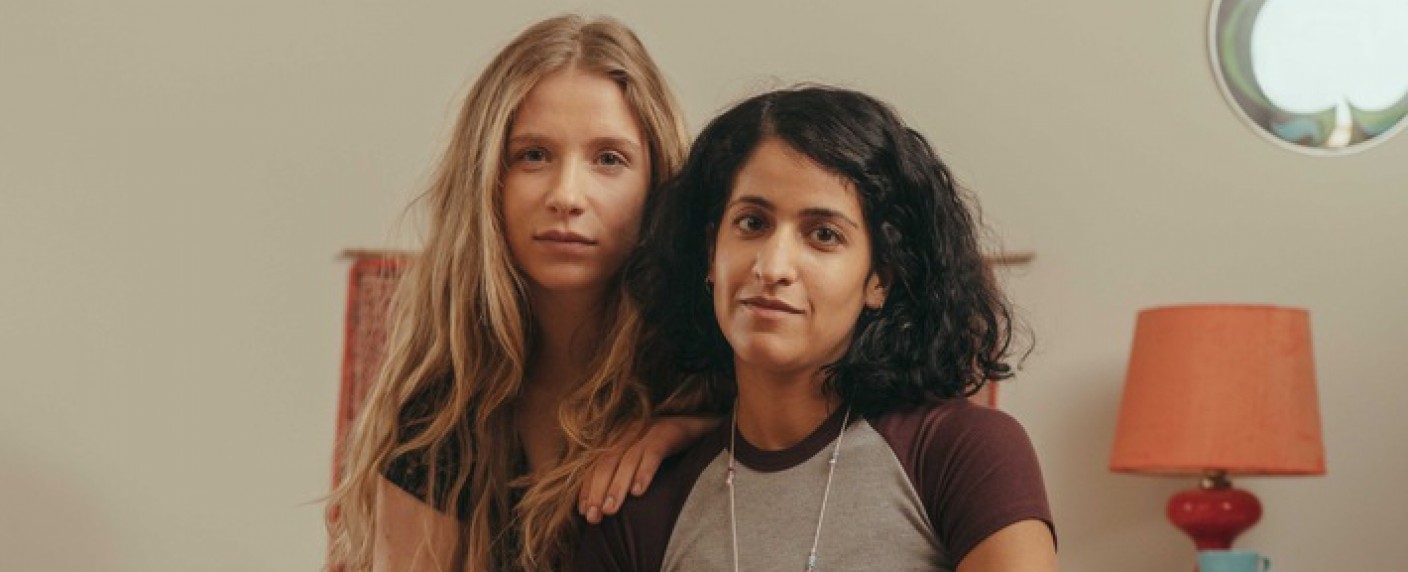 „Loving Her“: ZDFneo nennt Termin für lesbische Dramaserie – Welchen Einfluss haben Beziehungen auf die Entwicklung der Persönlichkeit? – Bild: ZDF/​Marcus Glahn