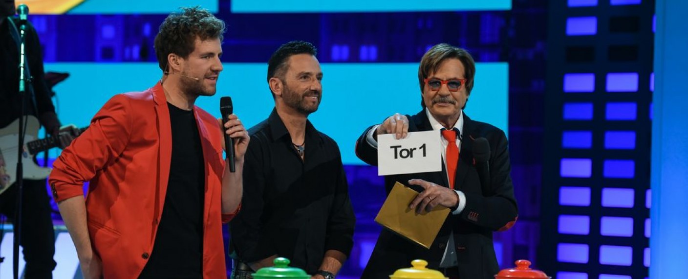 Quoten: Lukes „Greatnightshow“ mit ordentlichem Abschied und Fortsetzungsankündigung – „Ninja Warrior“ holt Zielgruppensieg, Kabel Eins punktet mit Feiertagsfilmen – Bild: Sat.1/​Steffen Z. Wolff