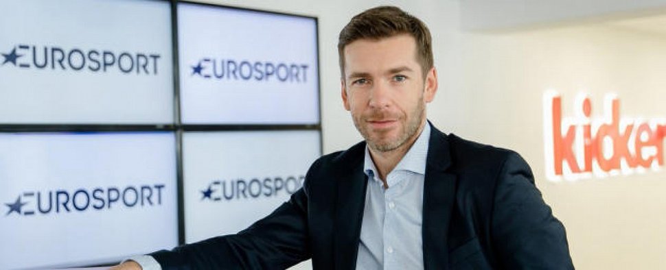 Marco Hagemann moderiert den neuen Fußball-Talk – Bild: Eurosport/Nadine Rupp