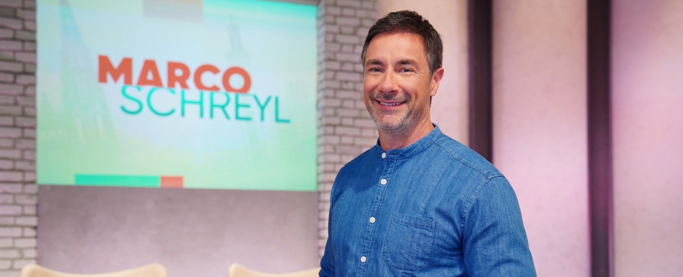 Hundewelpen ersetzen „Marco Schreyl“ – Doppelschicht für „Superhändler“ statt Oliver Geissen – Bild: TVNOW /​ Stefan Gregorowius