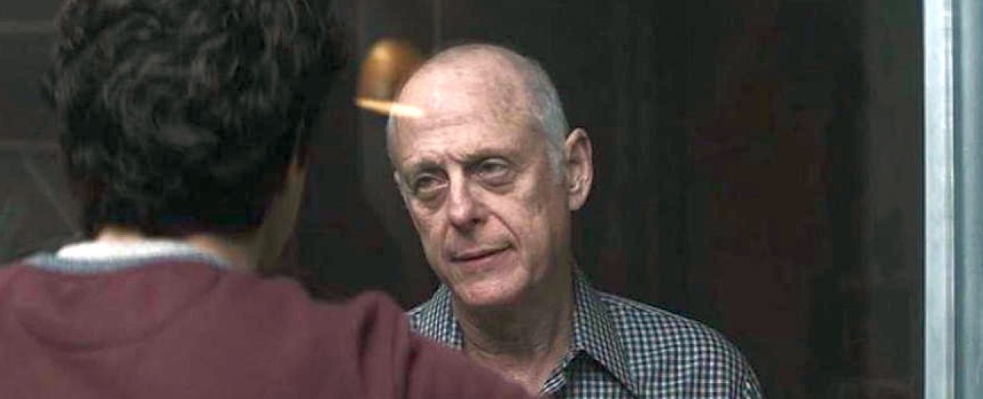 Schauspieler Mark Blum („You – Du wirst mich lieben“) mit 69 Jahren verstorben – Darsteller, Gewerkschafter und Schauspiellehrer starb durch COVID-19 – Bild: Netflix