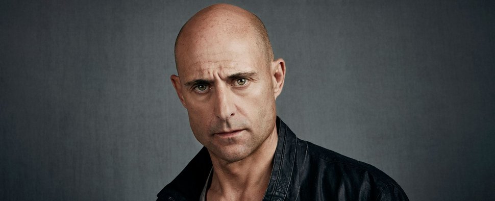 Mark Strong als Max Easton in „Deep State“ – Bild: Fox Networks Group Europe & Africa
