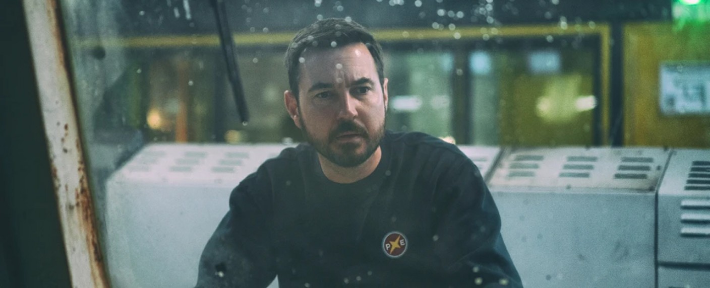 „The Rig“-Trailer: Horror auf einer Ölbohrinsel mit Martin Compston („Line of Duty“) – Iain Glen („Game of Thrones“) in neuer Amazon-Serie dabei – Bild: Amazon Studios