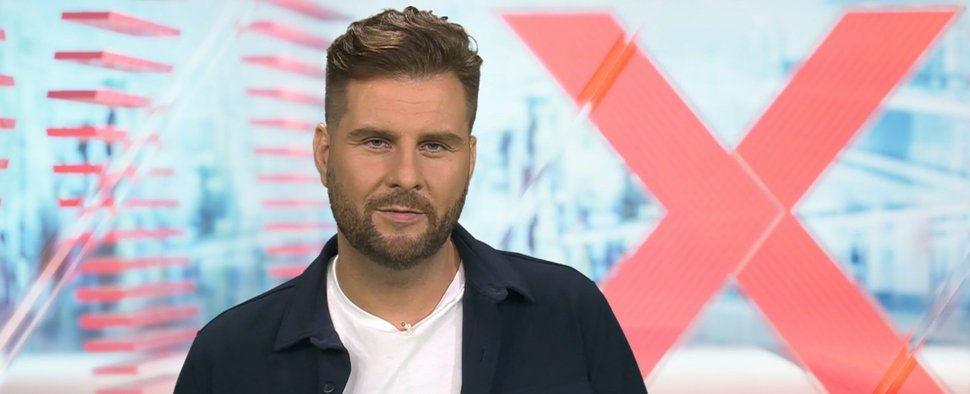 Maurice Gajda als Moderator von „Explosiv“ – Bild: RTL/Screenshot
