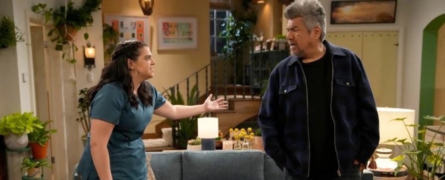 Comedian George Lopez kehrt zusammen mit Tochter in die US-Primetime zurück – NBC schickt Sitcom „Lopez vs. Lopez“ in Serie – Bild: NBC/​Casey Durkin