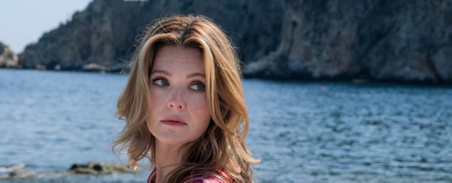 HBO verfilmt mit Meghann Fahy („The White Lotus“) den spektakulären Todesfall eines Babys – True-Crime-Serie „The Trial of Louise Woodward“ von Susanne Bier („The Night Manager“) – Bild: HBO HBO verfilmt mit Meghann Fahy („The White Lotus“) den spektakulären Todesfall eines Babys – True-Crime-Serie „The Trial of Louise Woodward“ von Susanne Bier („The Night Manager“) – Bild: HBO