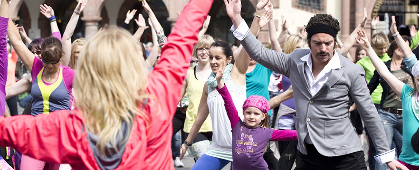 „Mein Auftrag: Der perfekte Antrag“: Weitere Doku-Soap für den Disney Channel – Marco Ströhlein als Verlobungsplaner ab August – Bild: Disney Channel