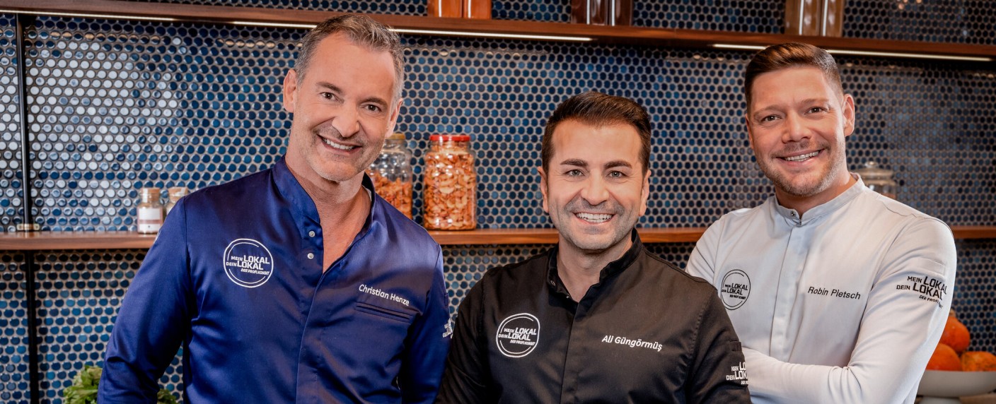 „Mein Lokal, Dein Lokal“: Drei neue Köche läuten das neue Jahr ein – Christian Henze, Ali Güngörmüs und Robin Pietsch folgen auf Mike Süsser – Bild: Joyn/​Nadine Rupp