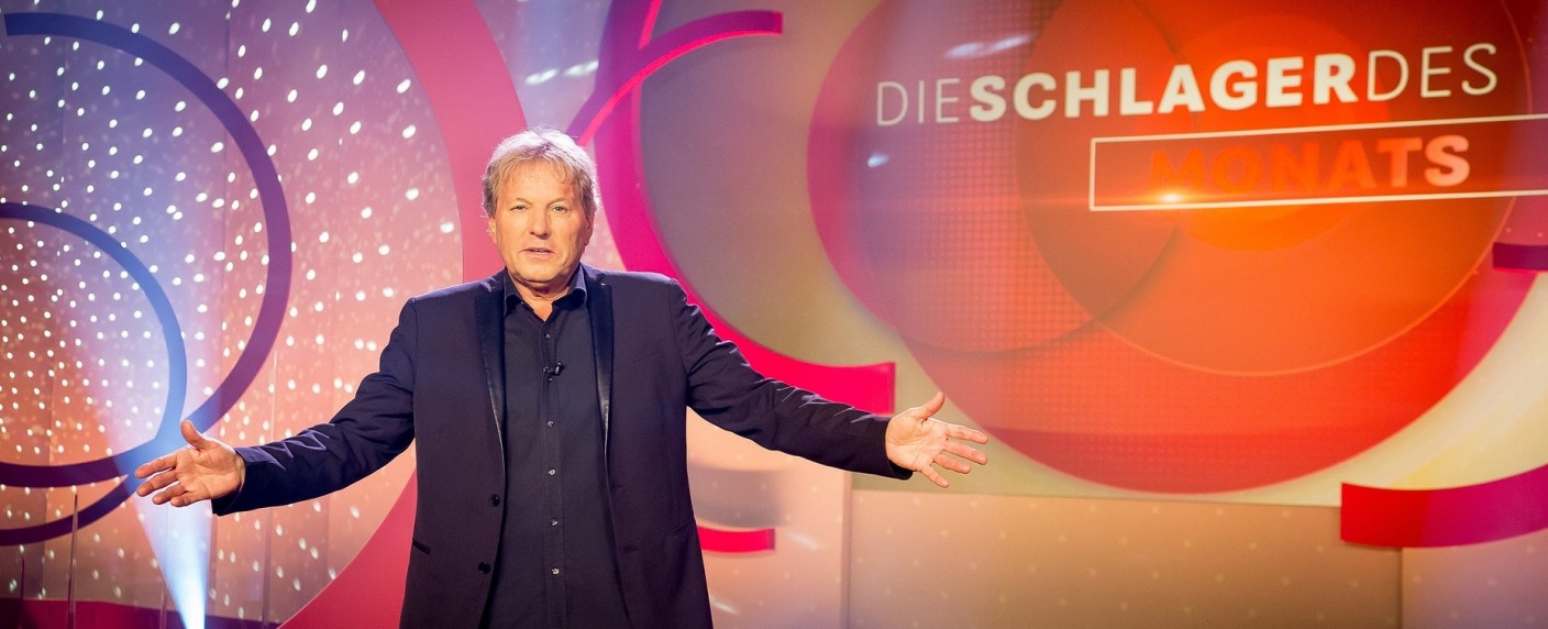 „Die Schlager des Monats“: Sie tritt die Nachfolge von Bernhard Brink an – Schlagersängerin Christin Stark wird neue Moderatorin der MDR-Show – Bild: MDR/​fmp/​Evelyn Sander