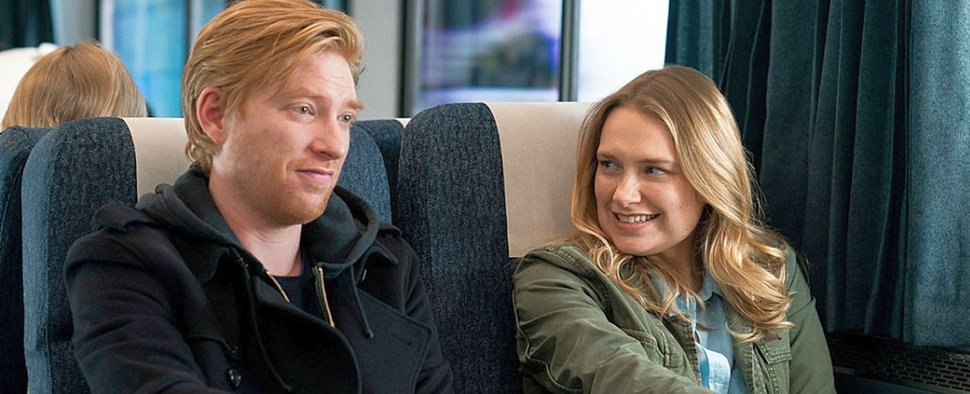 Merritt Wever und Domhnall Gleeson in „Run“ – Bild: HBO