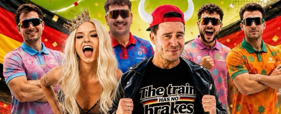 Mia Julia, Lorenz Büffel und Malle Anja landeten den Mallorca-Hit „Der Zug hat keine Bremse“ – Bild: Instagram/Lorenz Büffel