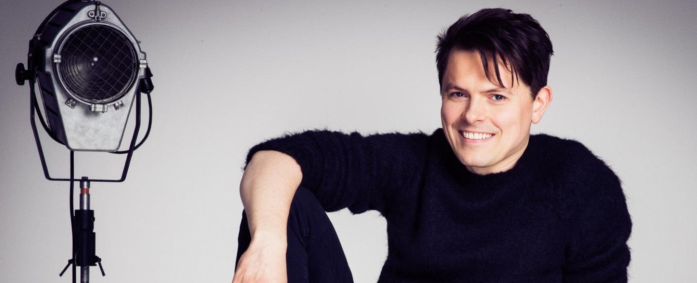 Michael Patrick Kelly rotiert im „The Voice“-Universum – Singer-Songwriter wechselt zum Senior-Ableger – Bild: VOX /​ Robert Grischek