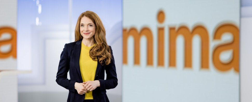 Mirjam Meinhardt moderiert das „ZDF-Mittagsmagazin“ – Bild: ZDF/Thomas Kierok