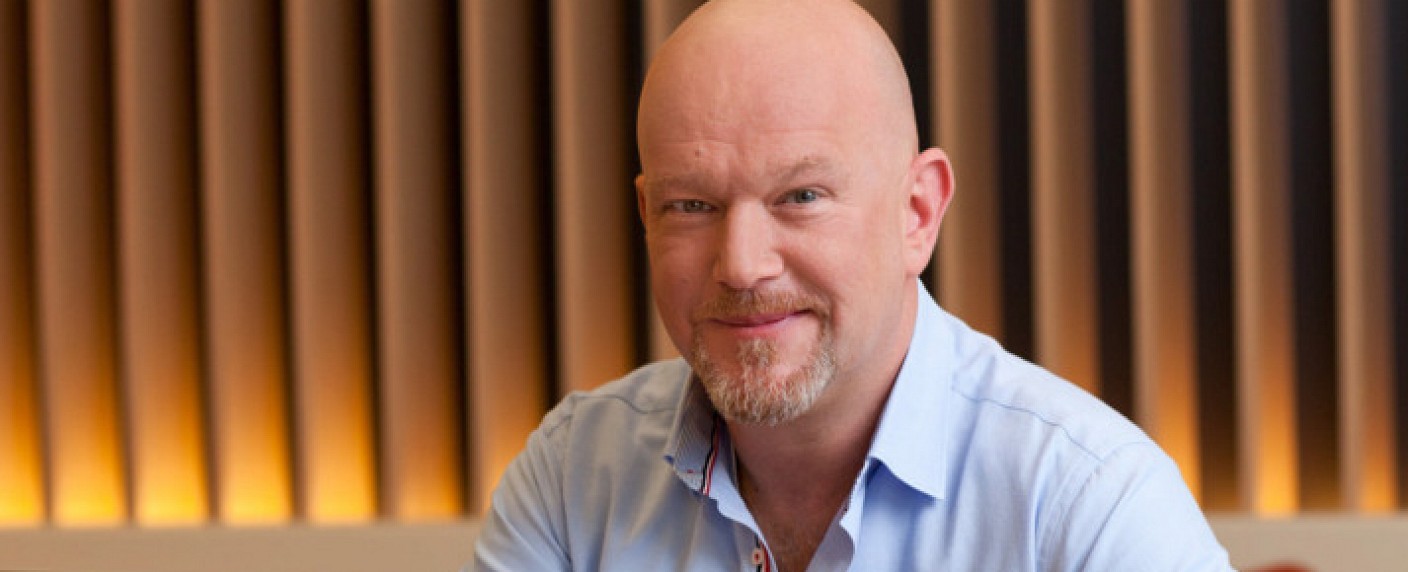 „Achtung Abzocke“: Peter Giesel meldet sich zurück – Betrugsfällen deutscher Dienstleister auf der Spur – Bild: kabel eins/​Stefan Hobmaier